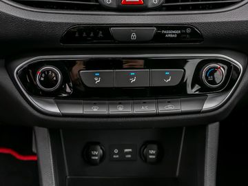 Hyundai i30 1.4 Select Kamera Navi Spurhalteassistent