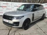 Land Rover Range Rover 5.0 V8 SC Vogue Lang - Land Rover Range Rover mit Benzin-Antrieb: Automatik