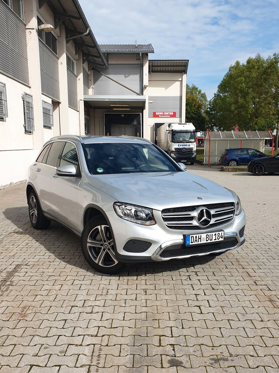 MERCEDES-BENZ GLC 250 Scheck.gepfl  R.fahrkam Bremsassist HUD
