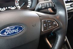 Fahrzeugabbildung Ford EcoSport COOL & CONNECT NAVI + Winter Paket