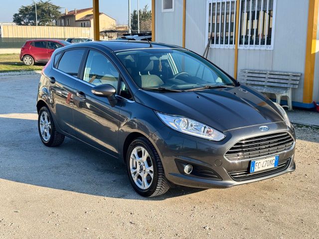 Ford Fiesta 1.4 gpl 2016 ok neop