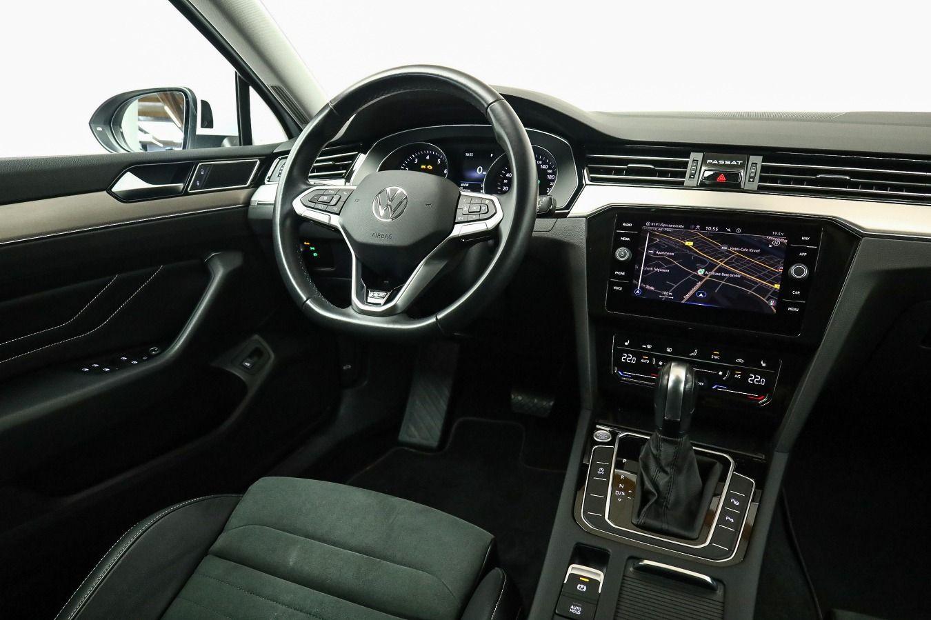 Volkswagen Passat Elegance R-Line 2.0 TSI AHK, IQ., миниатюра 13