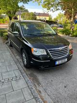 Chrysler Grand Voyager 2.8 CRD - Chrysler Grand Voyager in München