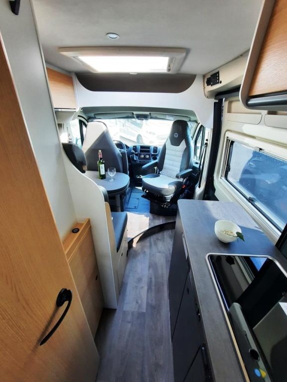 Fahrzeug Übersicht 5 Fahrzeugabbildung Sunlight Camper Van CLIFF 600 Adventure Edition Verfüg./S