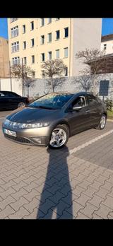 Honda Civic 1,4 2007 - Honda Civic aus 2007 mit Benzin-Antrieb