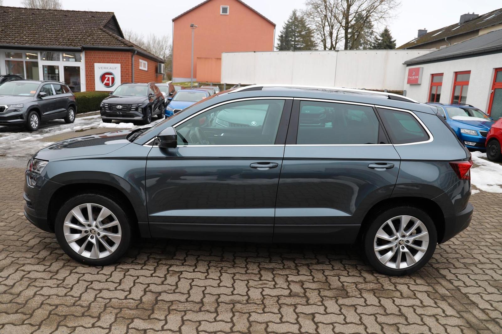 Skoda Karoq Style 1.5l TSI 150PS DSG LED/Navi/AHK/A...