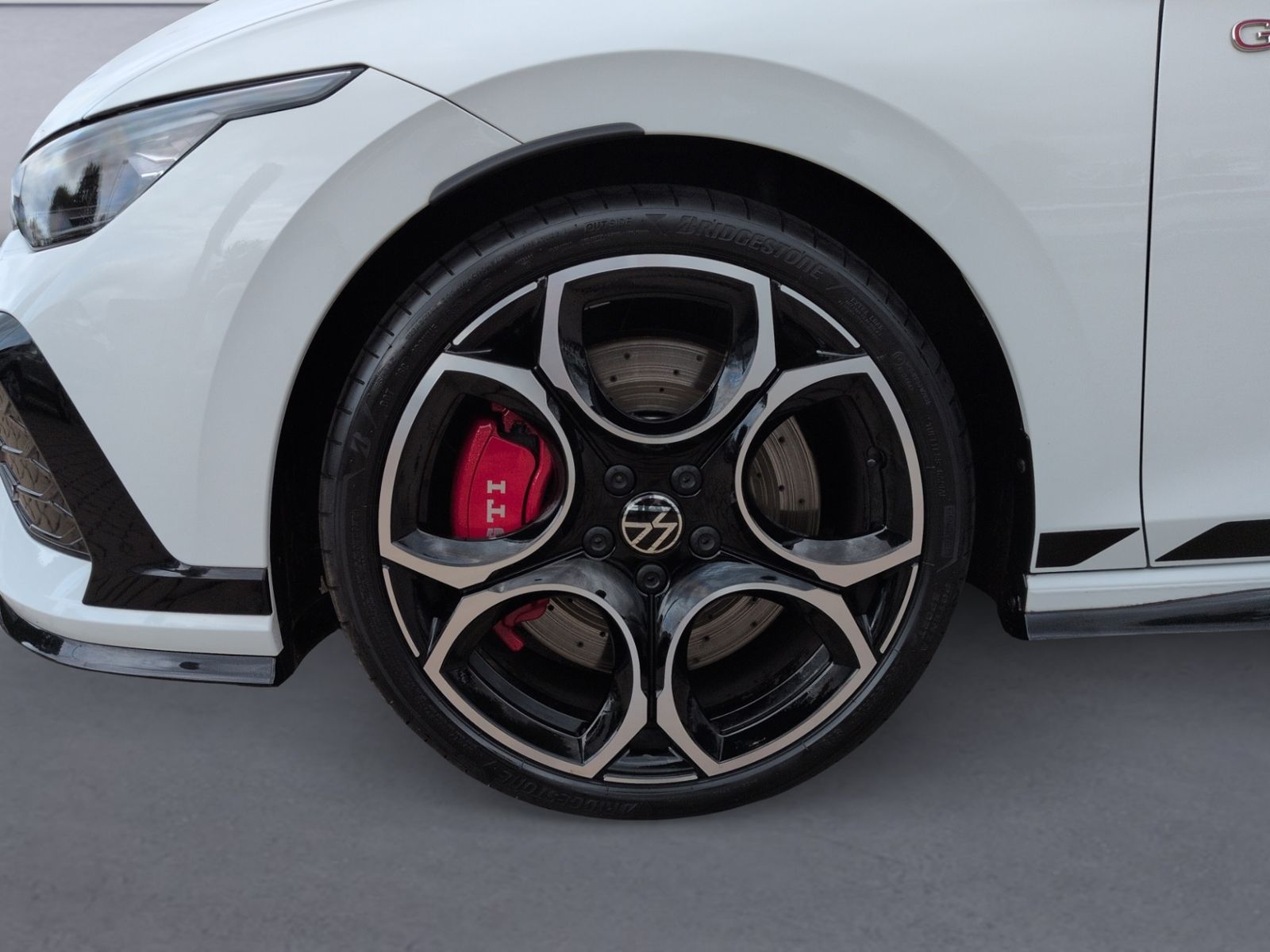 Golf VIII GTI Clubsport 2.0TSI DSG AKRA+PANO+