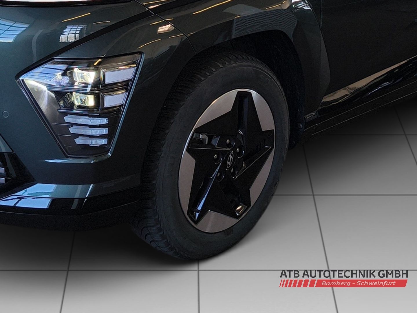 Fahrzeugabbildung Hyundai KONA Elektro Trend 65,4kWh 99,3% SOH Navi LED AC