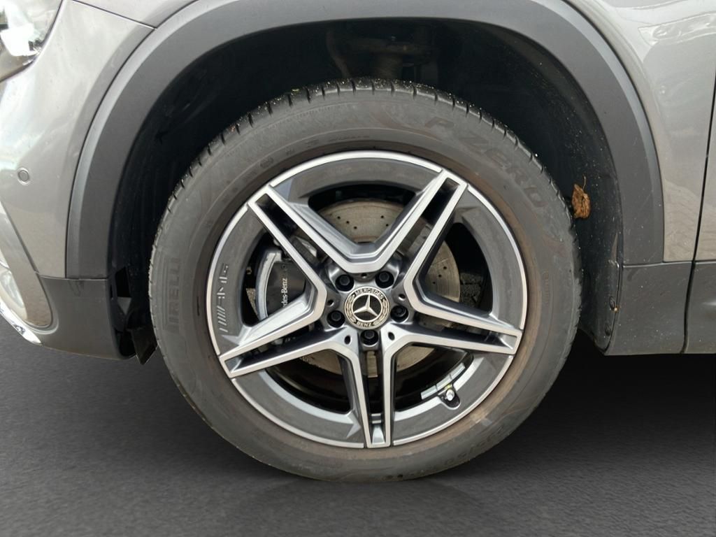 Fahrzeugabbildung Mercedes-Benz GLB 200 d AMG*DISTR*MULTIB*KAM*KEYLESS-GO*ALRAM