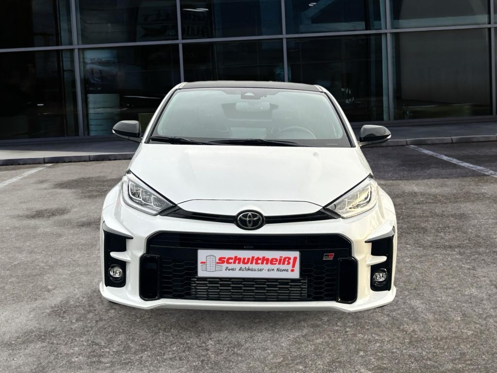 Fahrzeugabbildung Toyota GR Yaris mit High-Performance-Paket