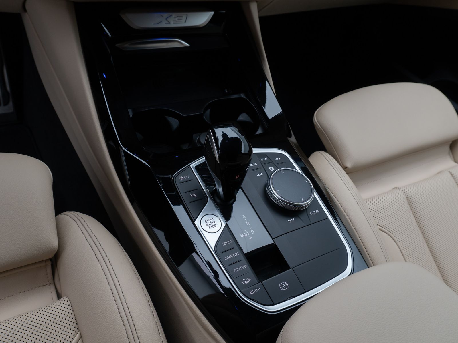 Fahrzeugabbildung BMW X3 xD20i M Sport HiFi Kamera DAB LED 19Zoll