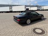 Mercedes-Benz E 320 E 320