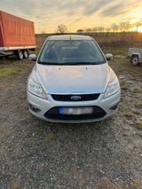 Ford Focus Schräghecklimuosine - Ford Focus: Schrägheck