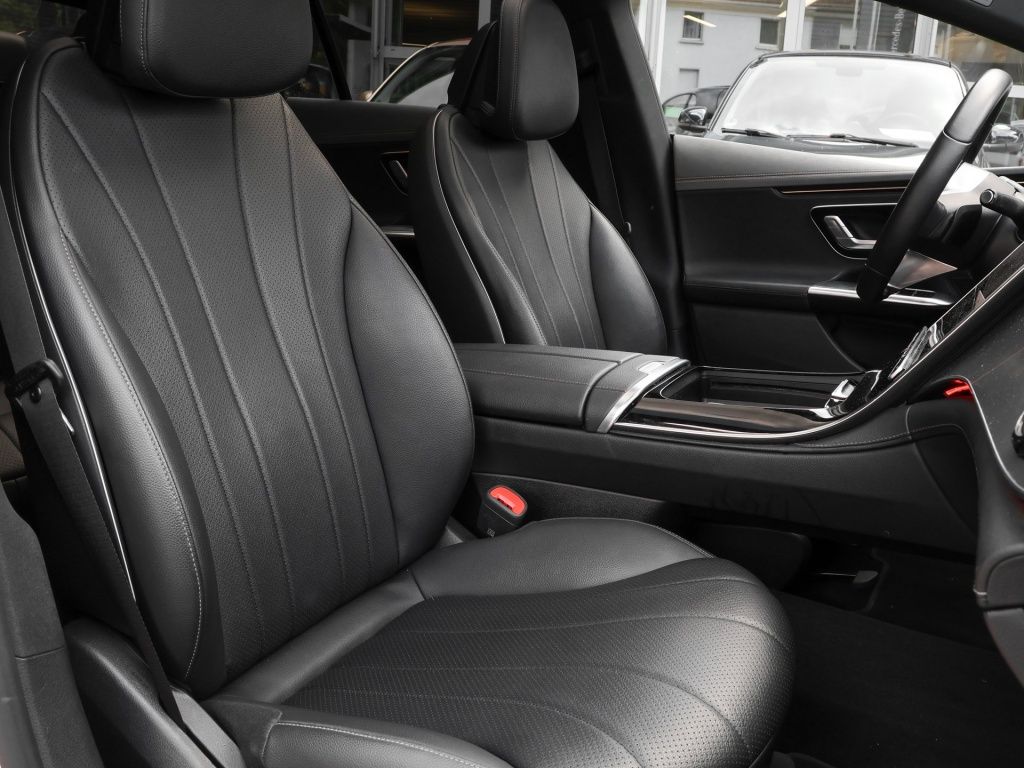 Mercedes-Benz EQE 300 AMG-Sport Pano Night AIRM Ambiente LED foto 5