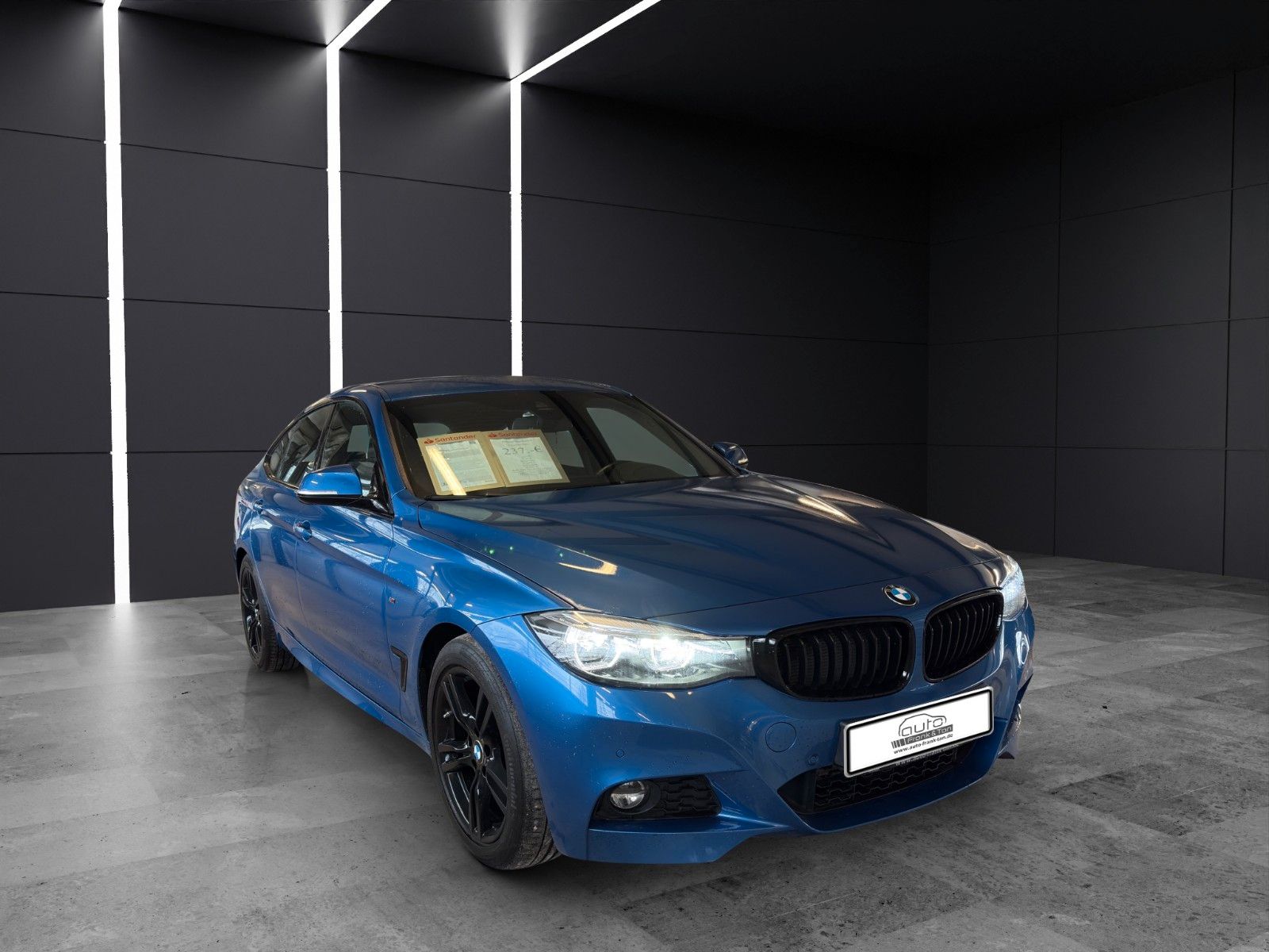 Fahrzeugabbildung BMW 320 M Sport GT*LED*Shadow Line*Head- Up*Hifi