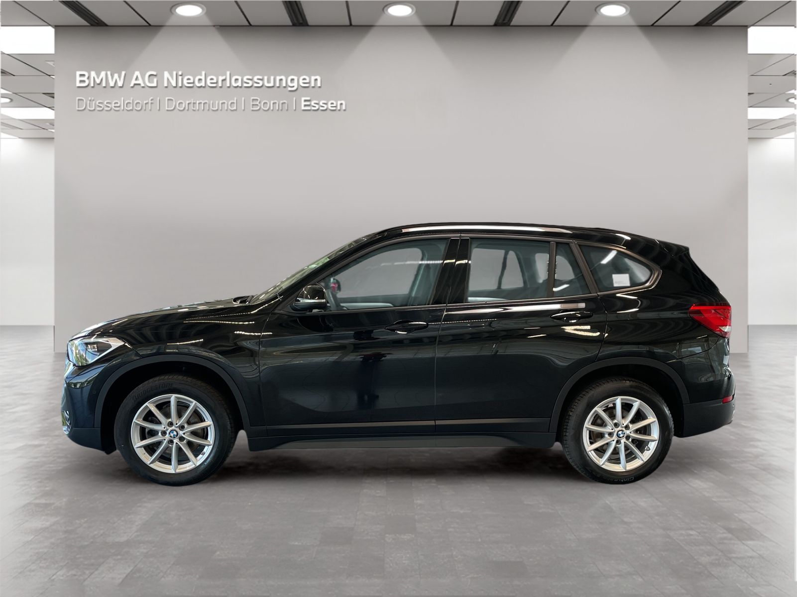 BMW X1 sDrive18d Navi Parkassist Sportsitze LED foto 3