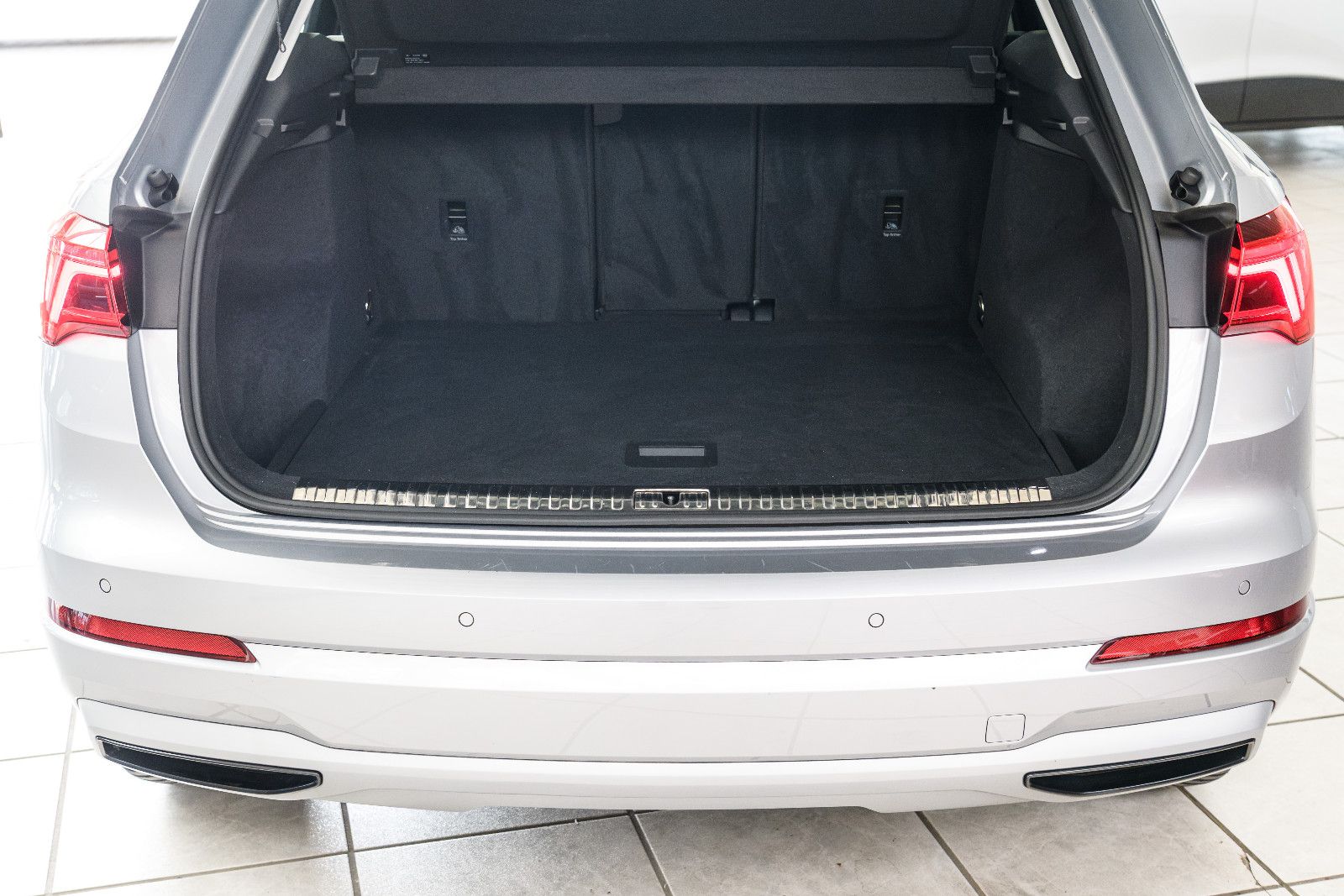 Fahrzeugabbildung Audi Q3 35 TFSI advanced