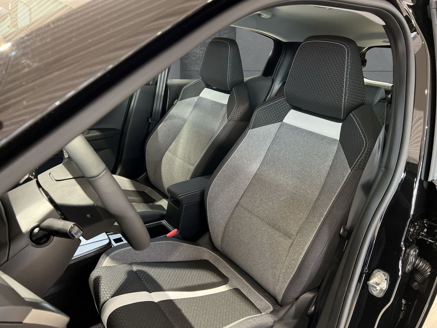 Opel Frontera - Bild 8