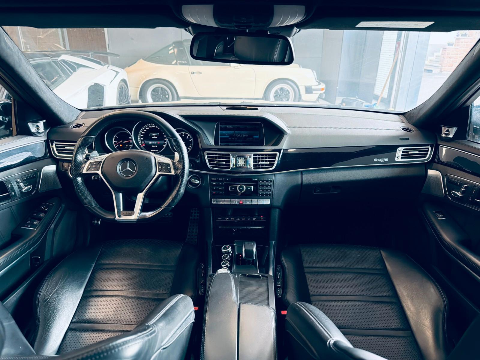 MERCEDES-BENZ E 63 T AMG V8 5.5 557ch 4MATIC BVA Toit pano Caméra 360 TV Sièges chauffants cuir Historique présent