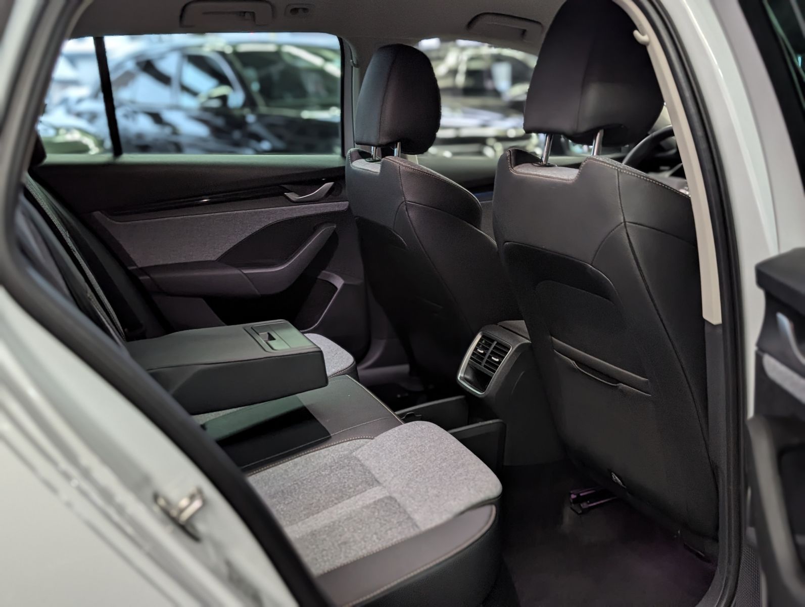 Fahrzeugabbildung SKODA Octavia 1.5 TSI mHEV Style ACC AHK 5J.-Garantie