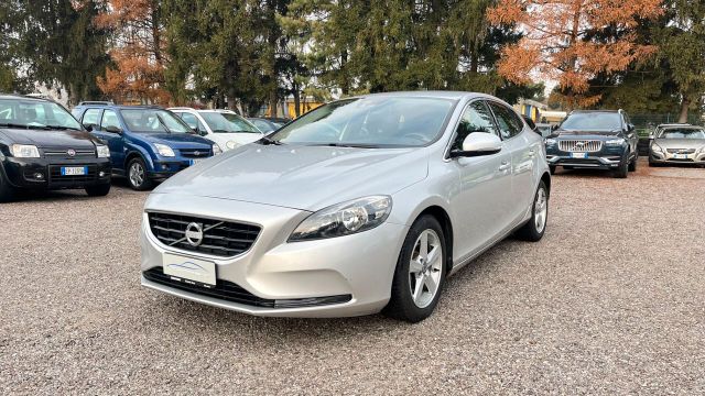 Volvo V40 D2 1.6 Summum