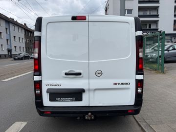 Opel Vivaro - 8
