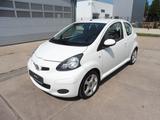 Toyota Aygo (X) 1,0-l-VVT-i City - Toyota in Düren