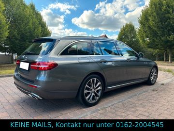 Mercedes E 200 - 12