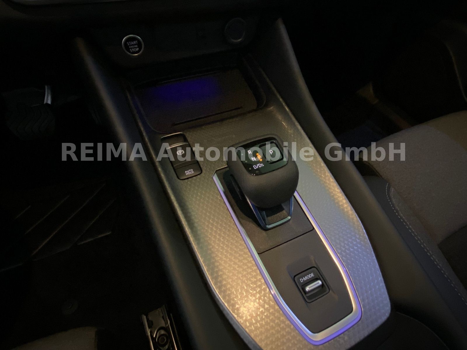 Fahrzeugabbildung Nissan Qashqai 1.3 DIG-T MHEV , Pano, LED, ACC