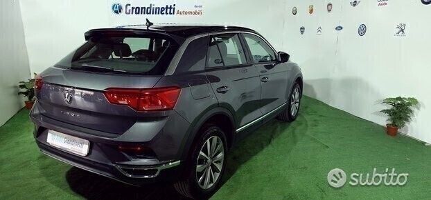 Volkswagen T-ROC 1.6 tdi CR Style 116cv anno 201 imagem 2