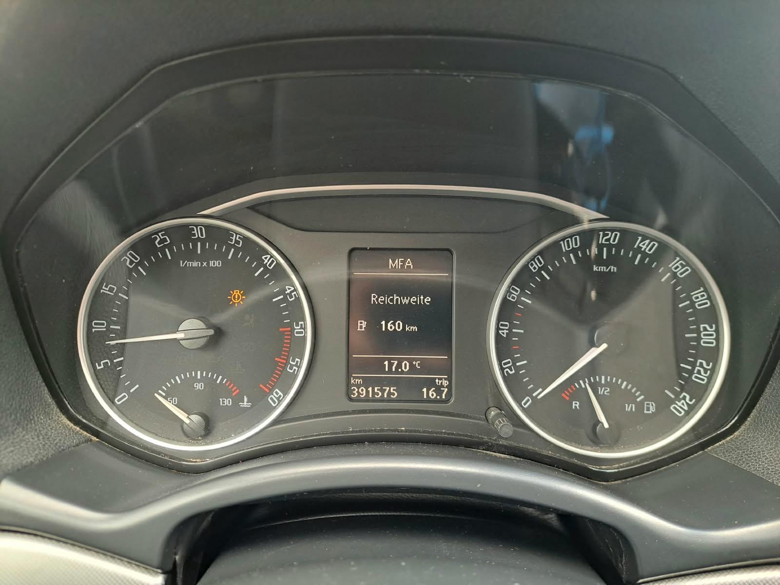Skoda Octavia 2011 — photo 16