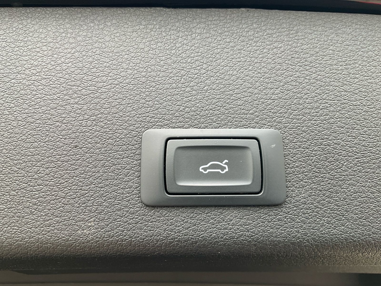 Audi e-tron - Bild 18