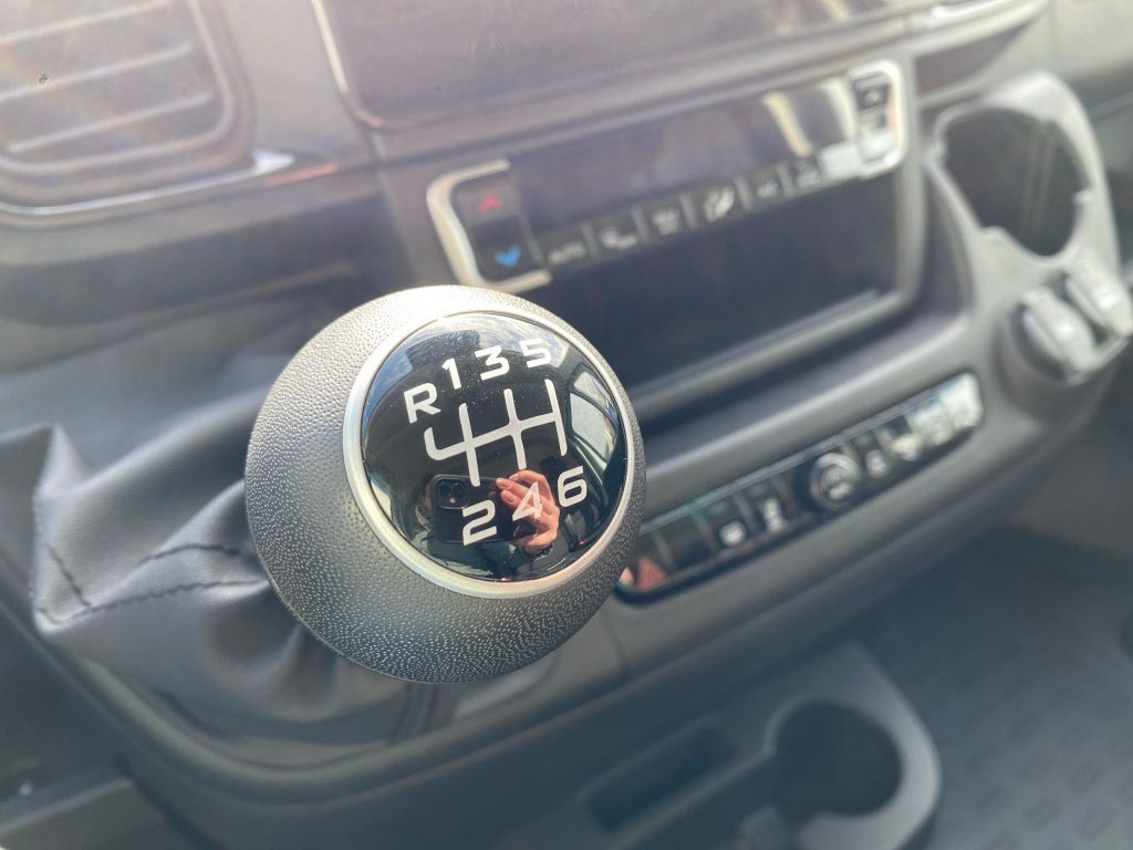 Fahrzeugabbildung Citroën Jumper 2.2 BlueHDi 140 L2H2 *AZV*Navi*Rückfahrk*