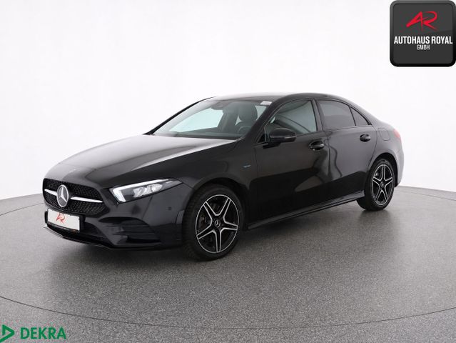 MERCEDES-BENZ A 250 e Limousine 3x AMG NIGHTPAKET AMBIENTE