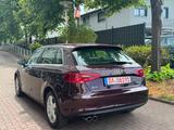 Audi A3 Sportback ambiente - Audi A3: Rot, Leder
