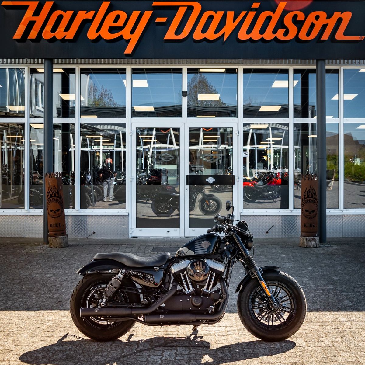 Fahrzeugabbildung Harley-Davidson XL1200X SPORTSTER FORTY-EIGHT - Falcon Auspuff -