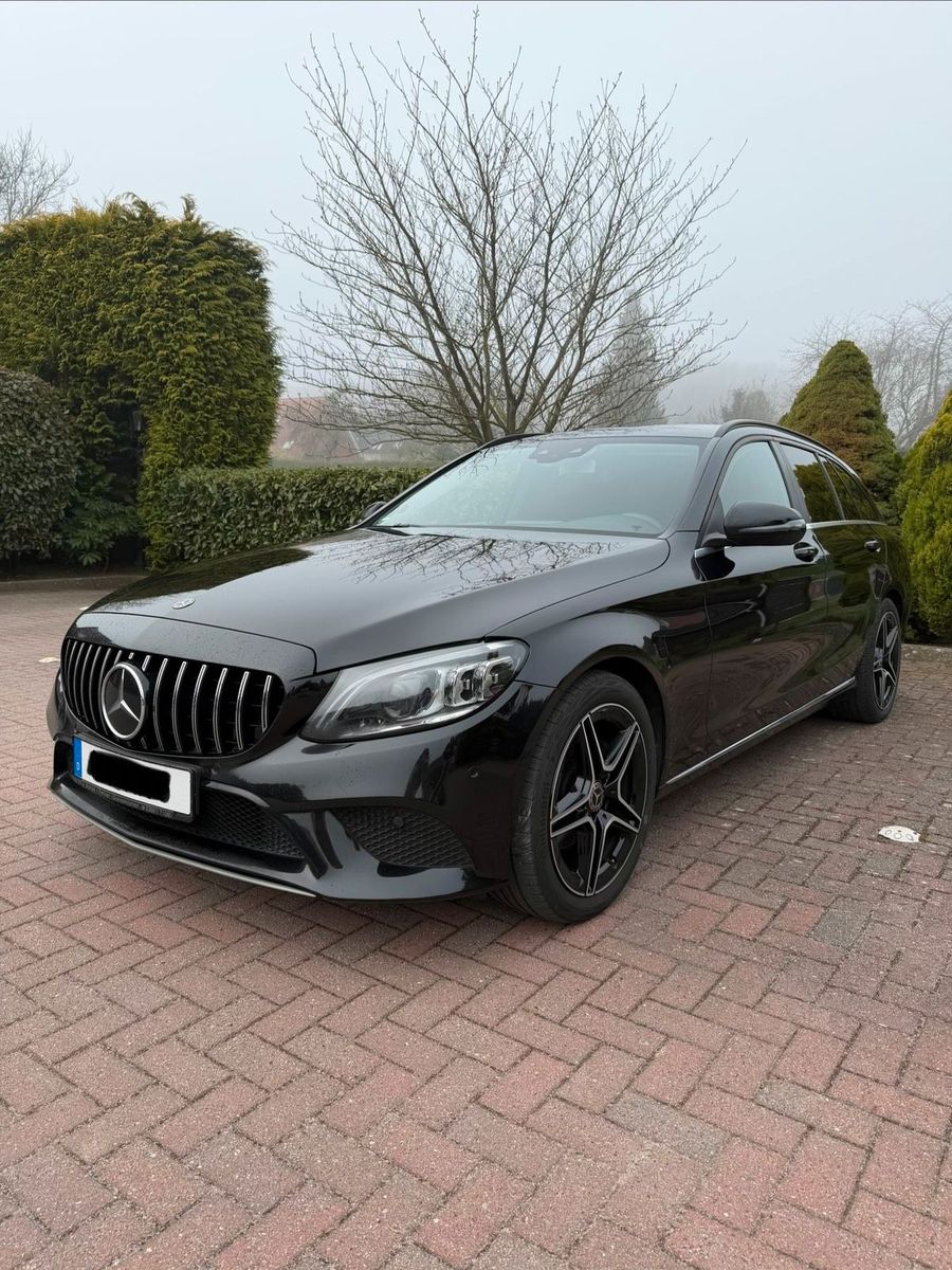 MERCEDES-BENZ Mercedes-Benz C220Td DISTRONIC / MULTIBEAM...