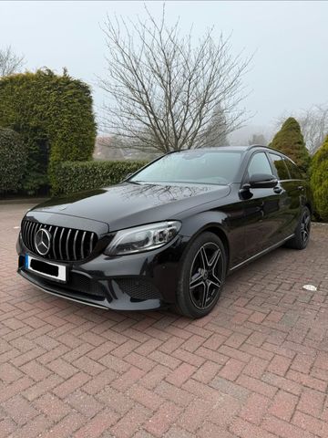 MERCEDES-BENZ Mercedes-Benz C220Td DISTRONIC / MULTIBEAM...