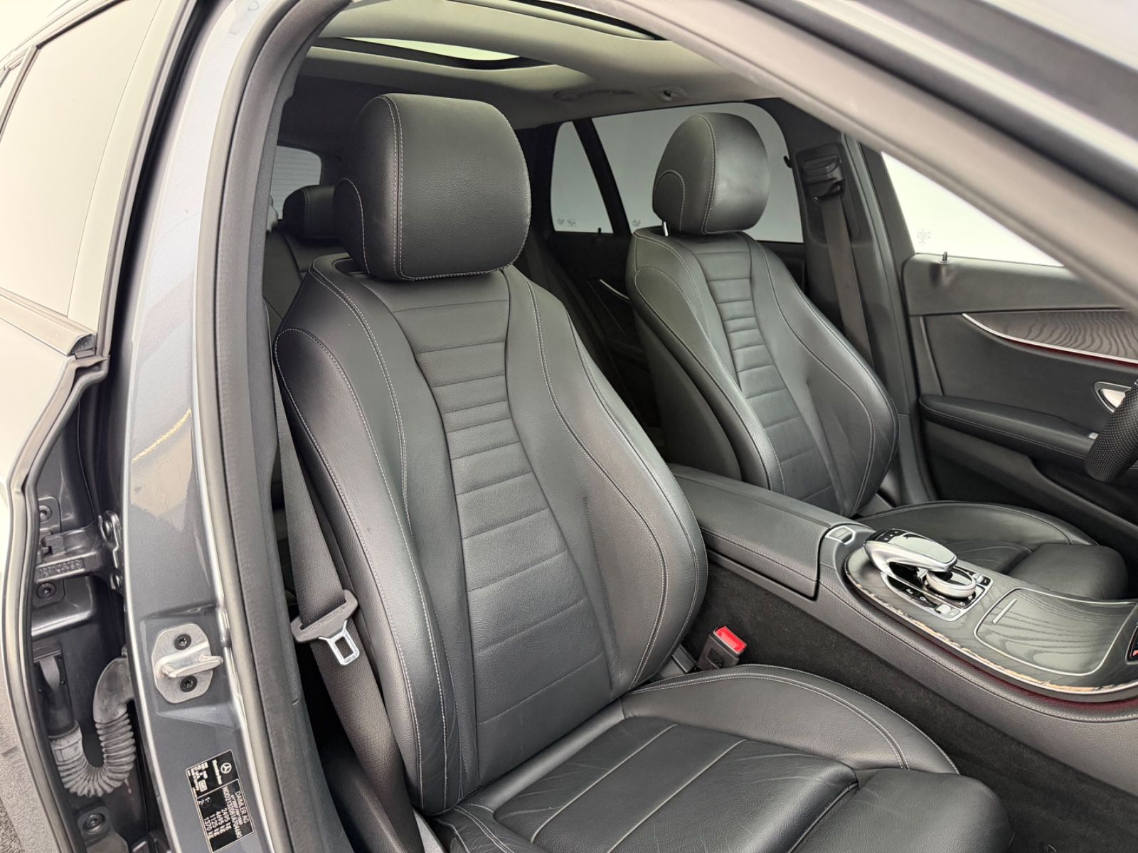 Mercedes-Benz E - Ansicht 24