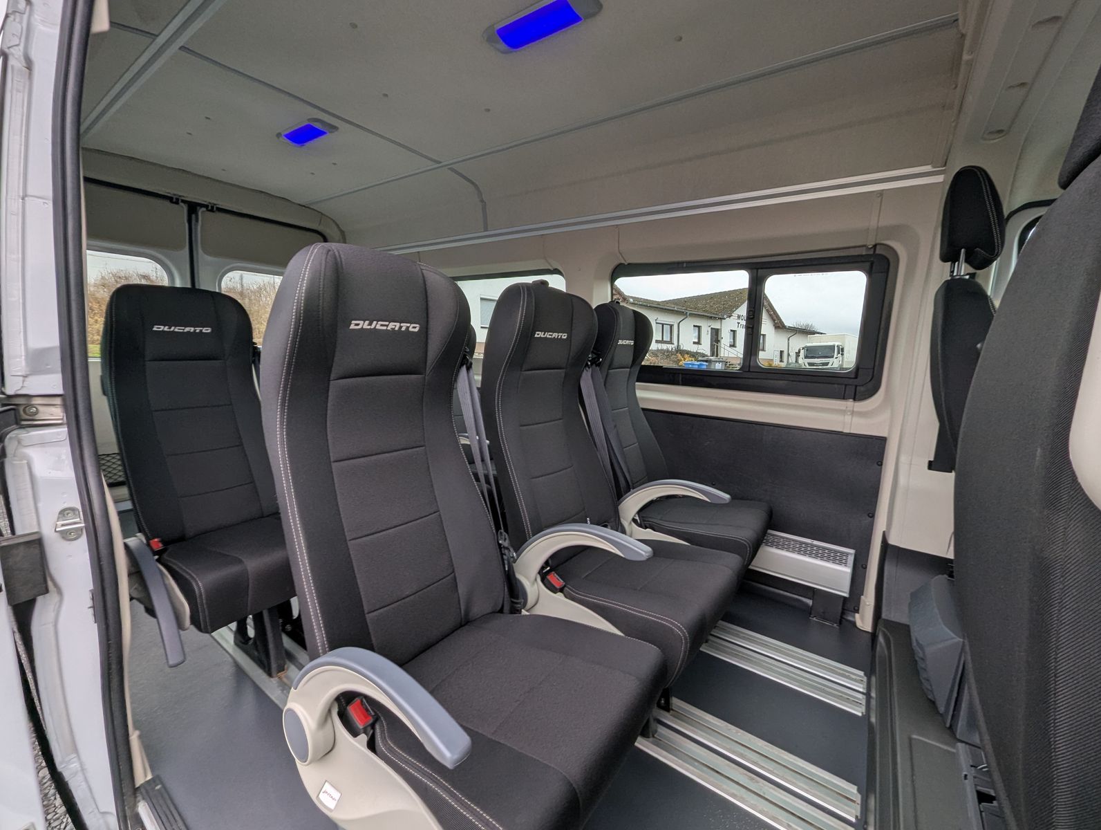 FIAT Ducato 140 L4 H2 Kamera 8-Sitze Business +-Paket - Image 12