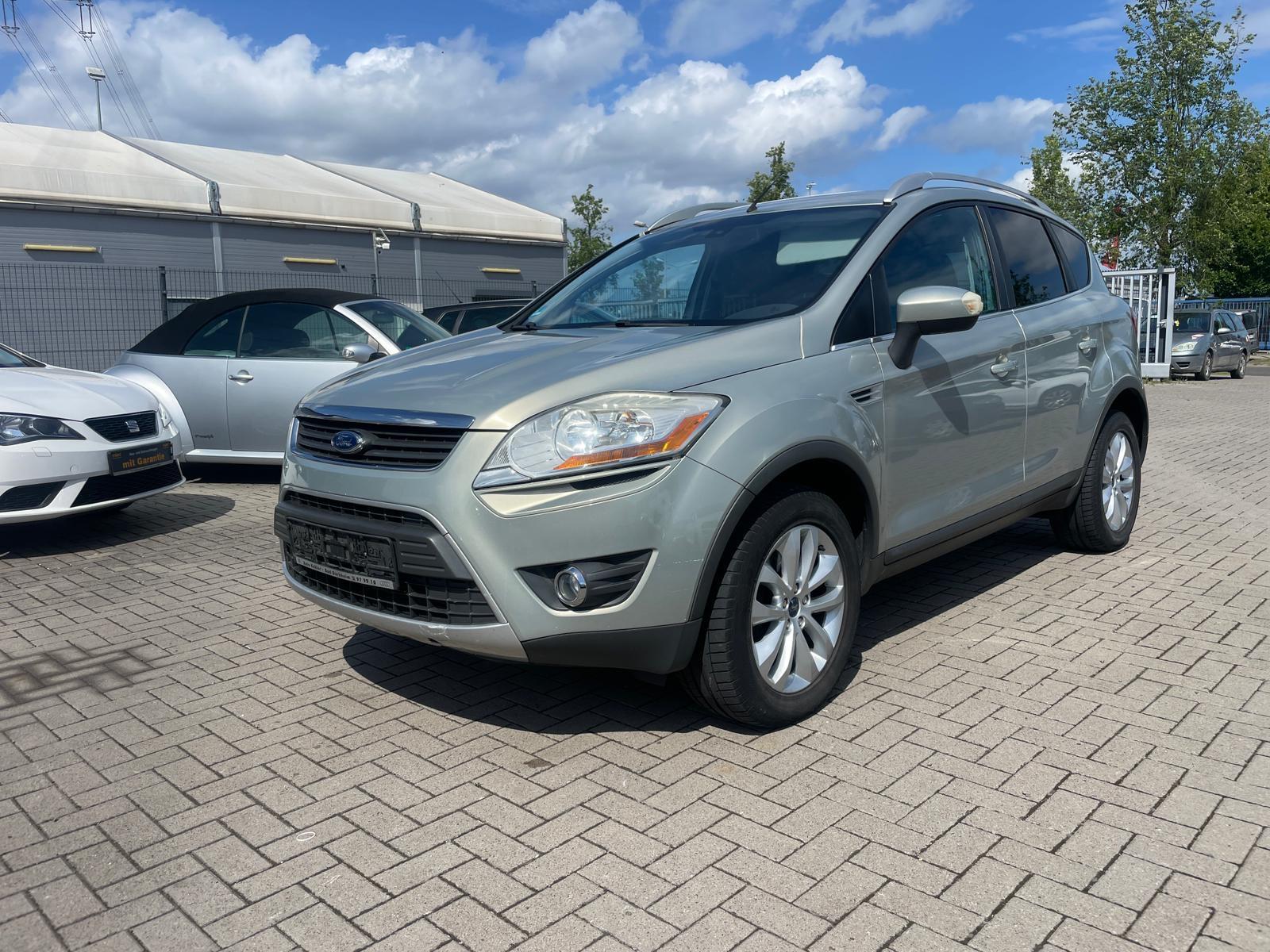 Ford Kuga 2,0 TDCi 2x4 Titanium