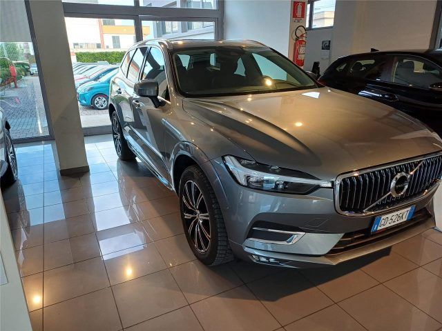 Volvo VOLVO XC60 (2017-->) B4 (d) AWD Geartronic Inscr