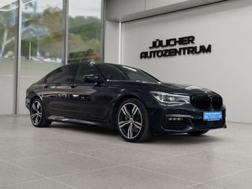 BMW 750 - 1