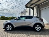 Toyota C-HR Hybrid Team D 1.8*LED*NAVI*EU6*KEYYSGO*ASS - Toyota C-HR Gebrauchtwagen