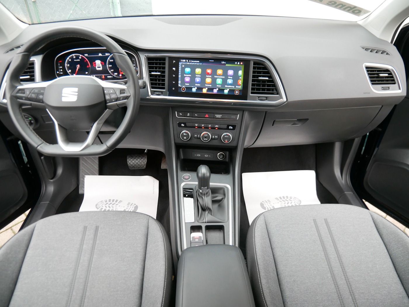 Fahrzeugabbildung SEAT Ateca 1.5 TSI Style DSG NAVI LED ACC Klimaautom.