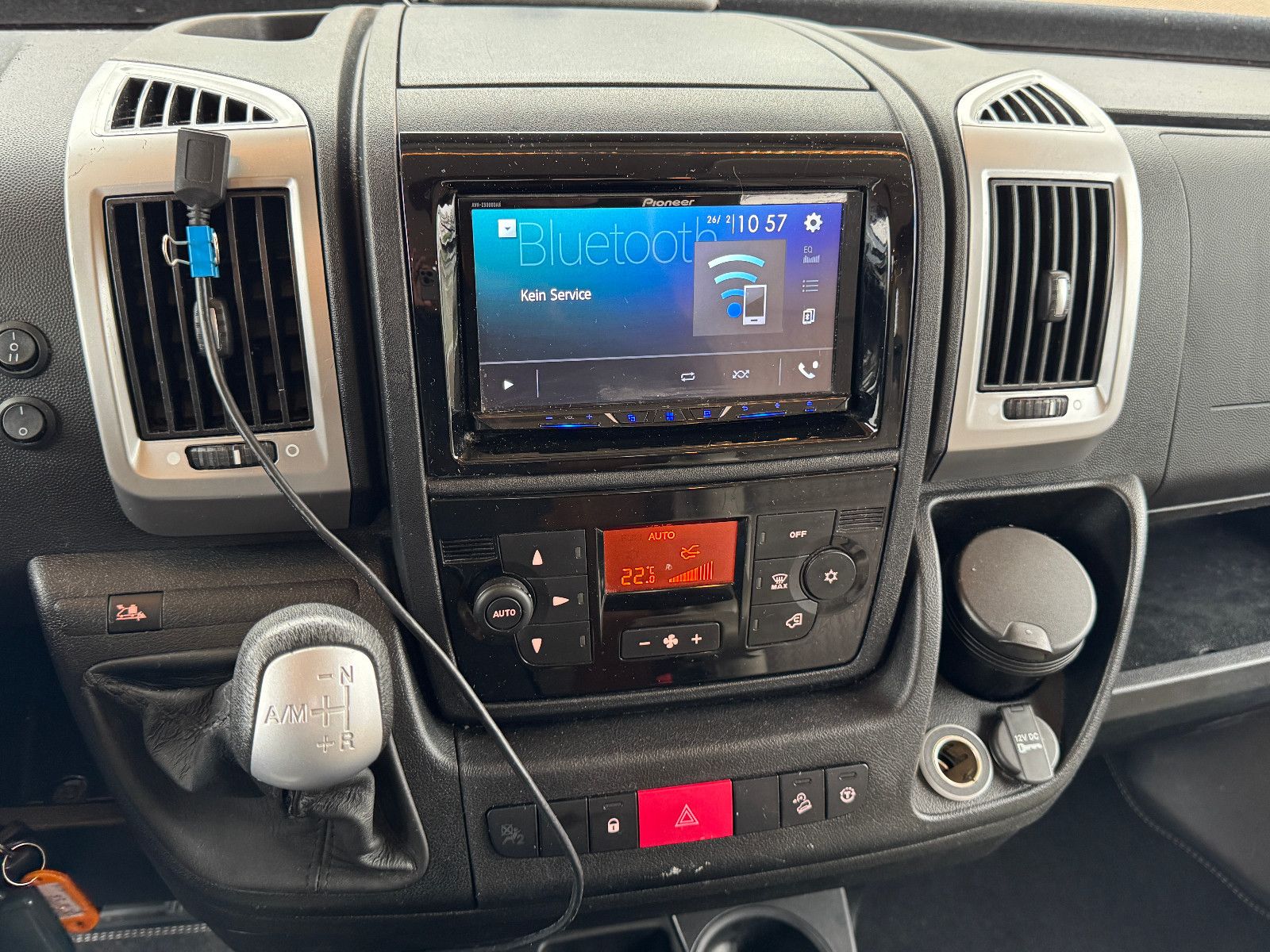 Fahrzeugabbildung HYMER / ERIBA / HYMERCAR B 678 PREMIUM LINE LITIHIUM 200 SOLAR SAT 1.HAND