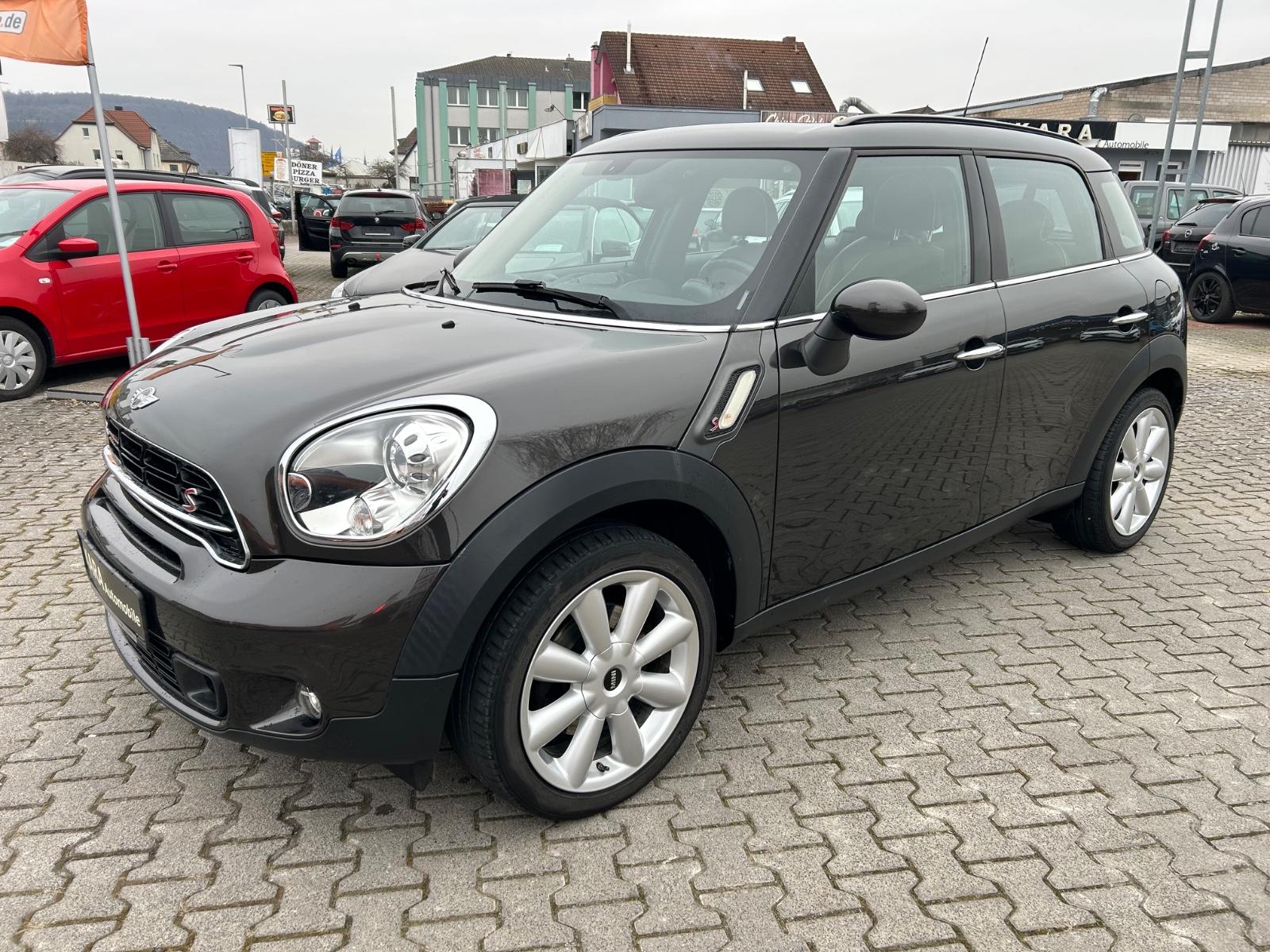 MINI Cooper S Countryman*Navi/Xenon/Leder/Panorama*