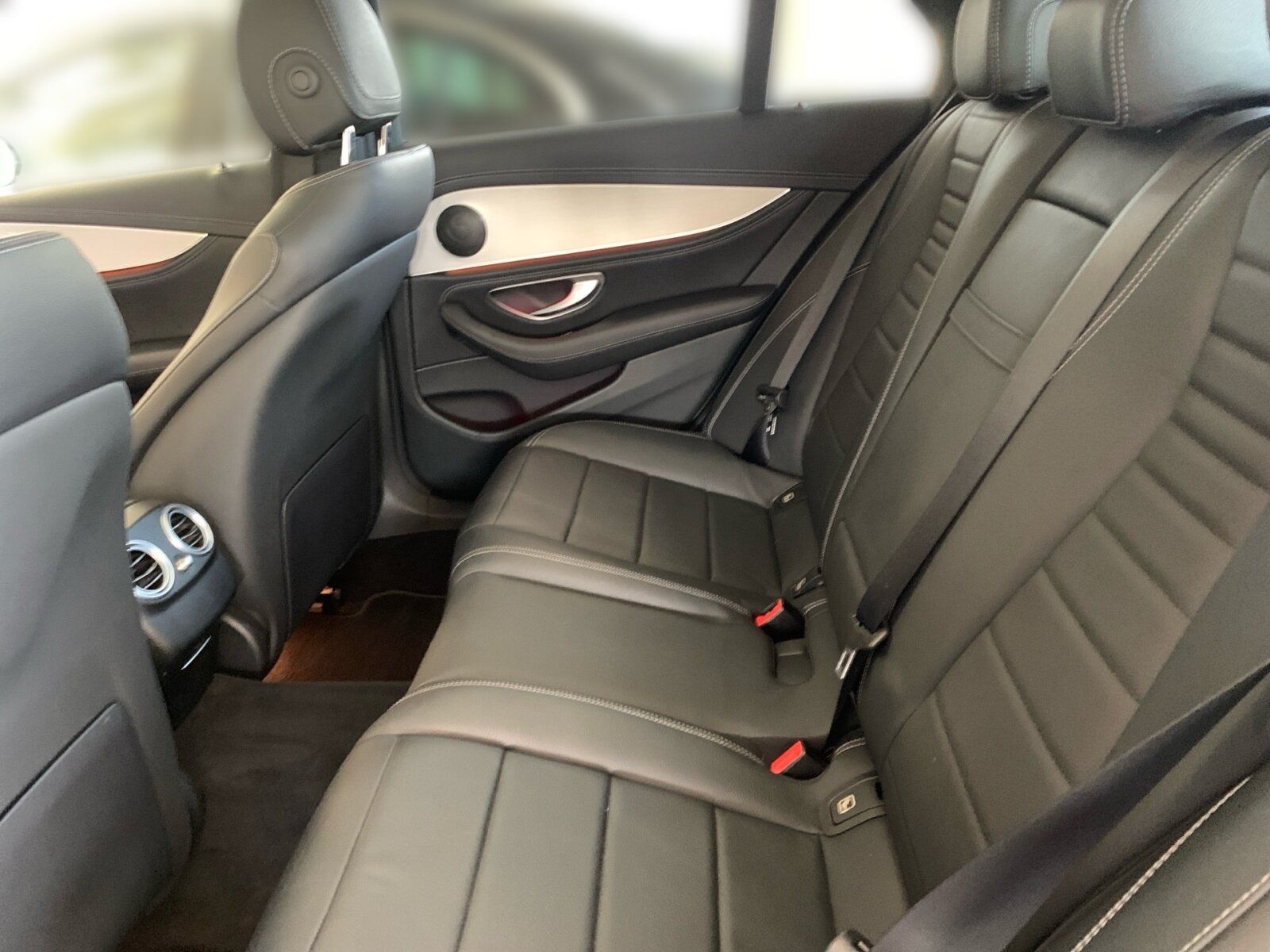 Mercedes-Benz E 220 d Limousine AMG NIGHT AHK PANO 360°KAM foto 11