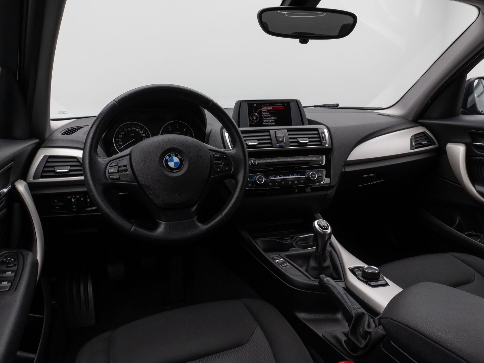 Fahrzeugabbildung BMW 118d Advantage PDChint Sitzhzg Geschwindigkeits