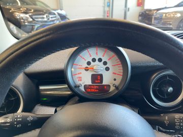 MINI Cooper *SHZ*PDC*NAVI*TEMPOMAT*LEDER*